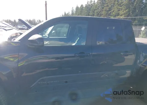 2024 Toyota Tacoma Trd Sport 4Wd z USA, uszkodzony, nr VIN 3TMLB5JN4RM080833